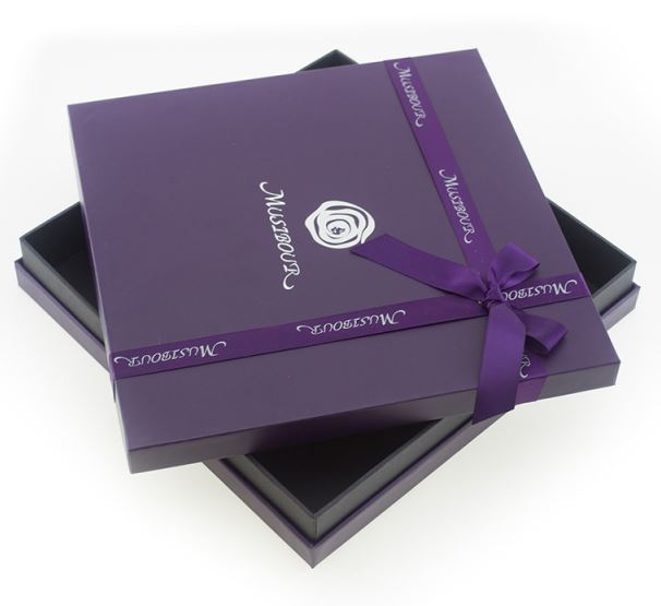 Custom t shirt printing packing paper box apparel gift packaging box for clothes Custom t shirt printing packing paper box apparel gift packaging box for clothes