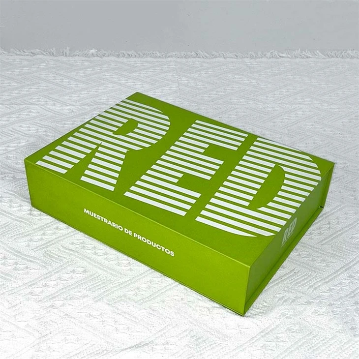 Apparel Shipping Boxes
