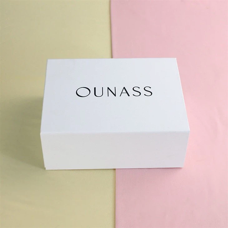 Large White Magnetic Box