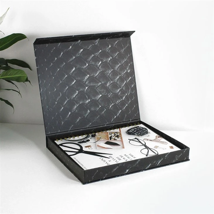 small magnetic closure gift box (4)